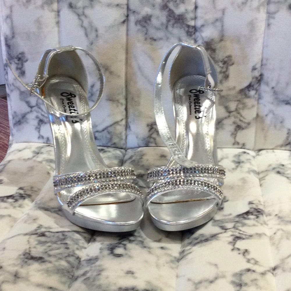 Silver 5 1/2 inch heels with straps